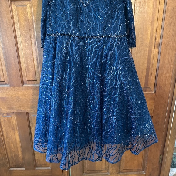 NEW Mac Duggal Embellished Navy 1/2 Sleeve Dress size 20 - Picture 8 of 15